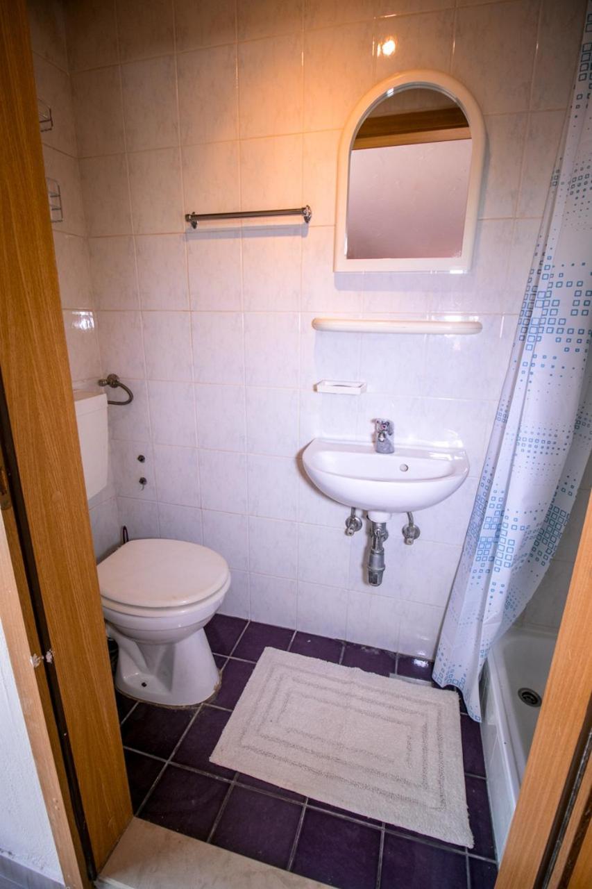 Apartment Jug ไพราน ภายนอก รูปภาพ