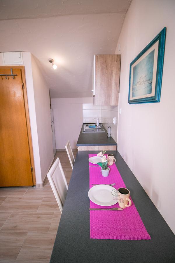 Apartment Jug ไพราน ภายนอก รูปภาพ